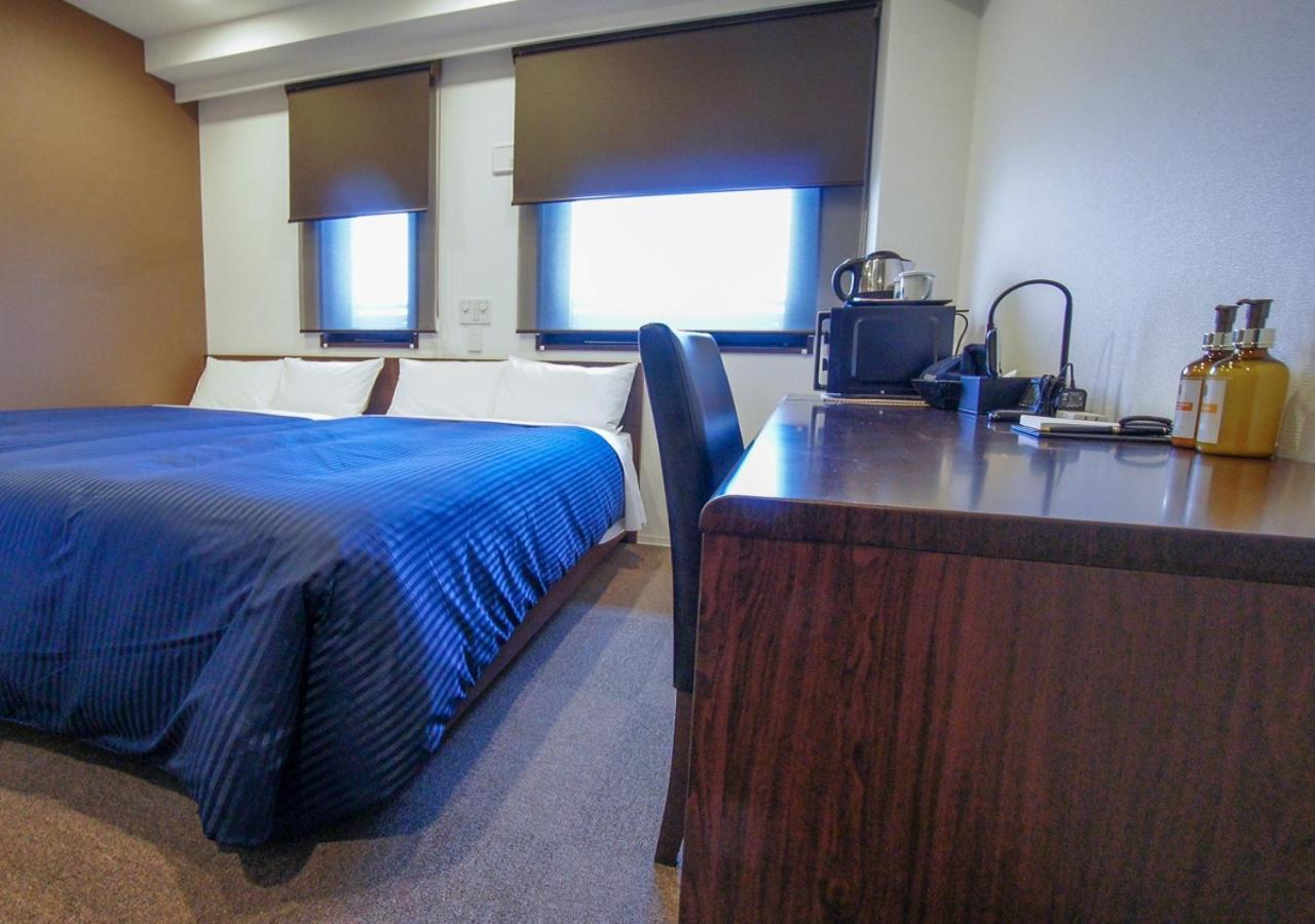 Hotel Livemax Kanazawa Ekimae Екстер'єр фото